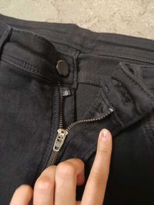 Black Jeans