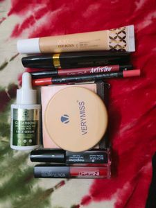 Fully Covered Makeup Products Sets
