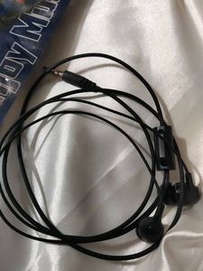 Wired Headphones