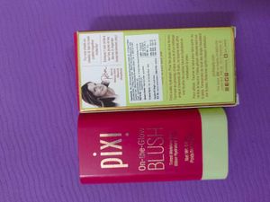 Pixi,blush