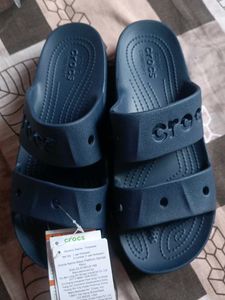 Navy Crocs Bay Platform Sandals - Women's Size 9