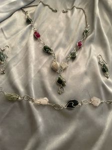 Necklace+earring+bracelet