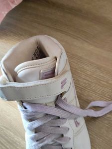 Vintage Fila High-Top Sneakers