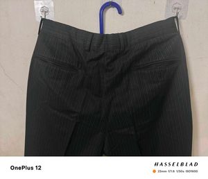 Good Condition  Arrow Pants With Stripes 34 W