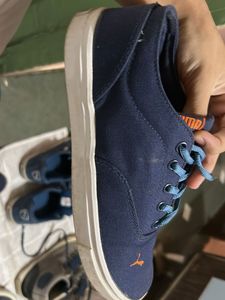 Puma Sneakers