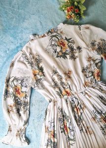 Pretty White Dress🤍💐
