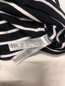 Striped crop-style  Top