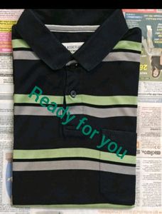 Classic Polo Premium Collections T Shirt-L
