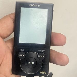 Vintage Sony Walkman MP3 Player NWZ-E344