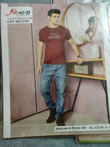 Maroon &#34;Traveller&#34; T-Shirt