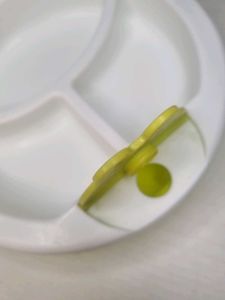 Silicone Feeding Plate For Babies And Toddlers!