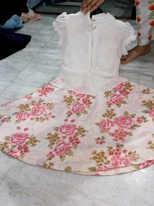 Beautiful Designer Gown No Zip Button Available