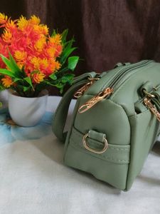 Stylish Handbag/Slingbag