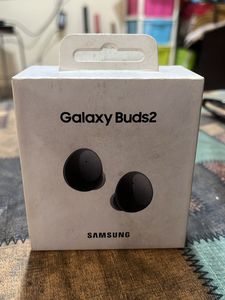 Galaxy Buds 2 Like New .. Never Used