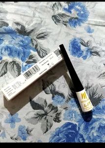 MyGlamm LIT Eyeliner