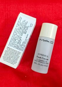 Mac Hyper Real Fresh Canvas Cleansing Oil
