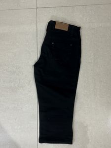 Women Capri (Black)