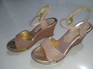 Heels 👠