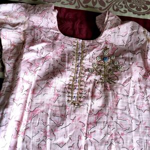 pink and grey patiyala suit