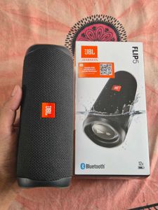 JBL Flip 5 Portable Bluetooth Speaker