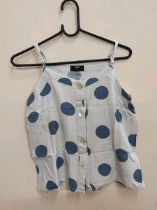 Fancy Top With Shell Botton