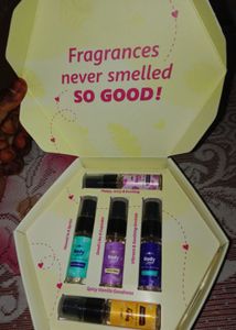 Plum BodyLovin&#39; Perfume Discovery Set