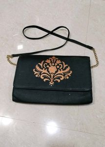 Sling Bags 👜