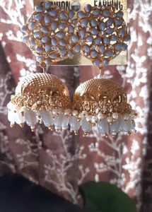 Earings