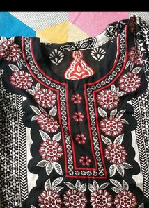 combo of 5 kurti and 2 bottom wear