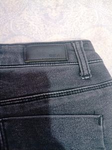 Black Deal Slim Fit Jeans