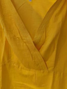 Yellow Sleeveless Casual Dress