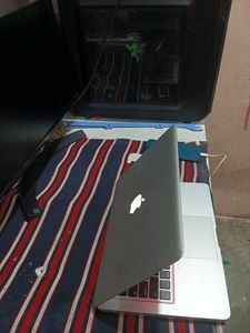 Apple Macbook Pro