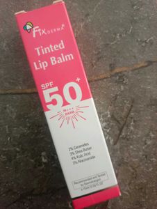 Tinted Lip Balm Containing SPF 50++