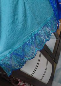 Zahra Rubab og pakistani suit