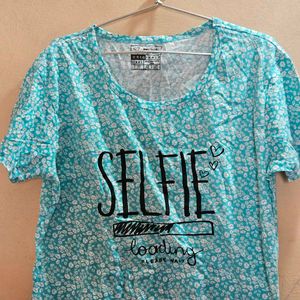 Selfie Loading T-Shirt