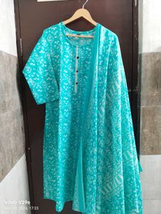 New Unused Batik Print Suit