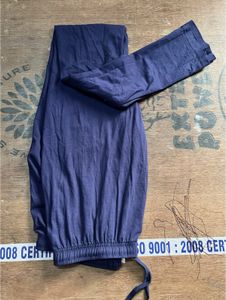 Navy Blue max lagging