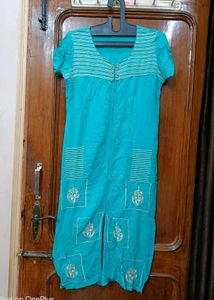 Elegant Blue Embroidered Kurta