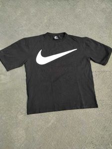 🦓OG NIKE BLACK TSHIRT