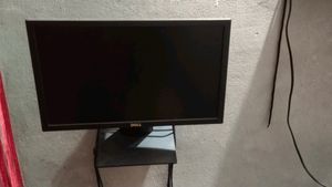 Mointer And Bulbs Both Working Condition