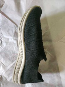 USED CASUAL SHOE FOR WOMAM