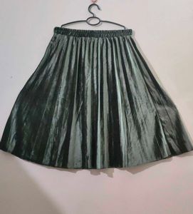 Korean Style Shimmery Pleated Skirt