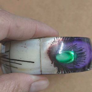 Shell bangle