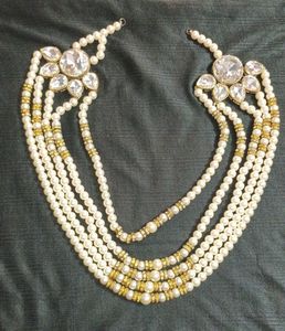 Kanthi Moti Kamar Tagdi Mala