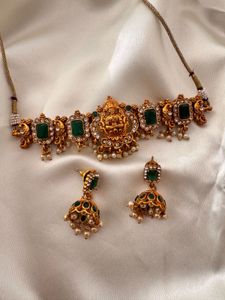 Temple Jewellery Set