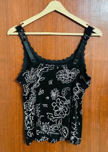 CHICO’S Travelers Preety Floral Top For Girls