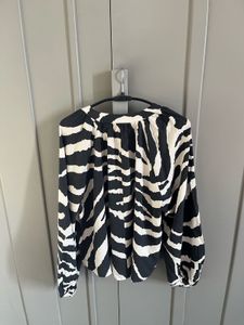 Zebra Print Long Sleeve Top