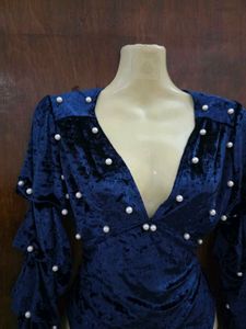Pearl velvet onepiece