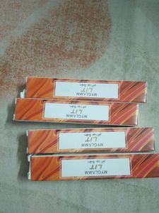 Myglamm Lit PH Lipbalm