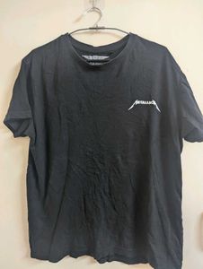 Metallica Graphic Tee